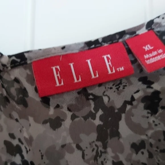 *NEW*ELLE RUFFLED SLEEVELESS  BLOUSE/B4 - Picture 5 of 5